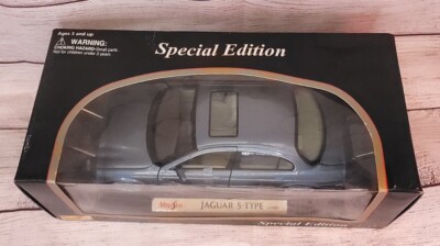 Maisto Jaguar S-Type (1999) Blue 1:18 Scale Diecast Car Special