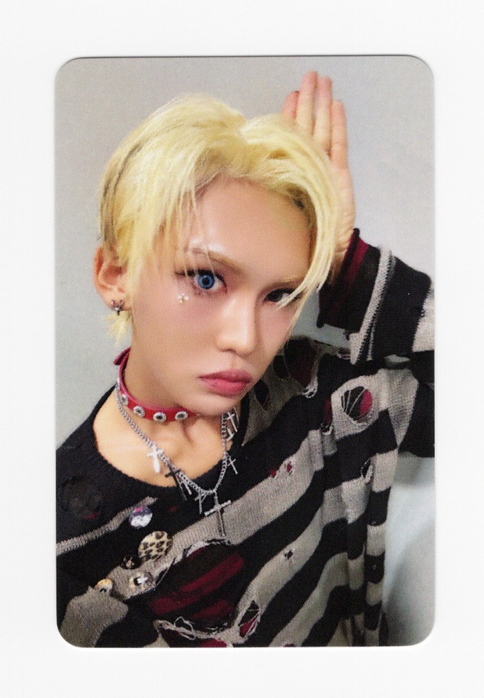 XLOV - 1st Mini UXLXVE [HELLOLIVE] 2025.11.22 SHOWCASE EVENT