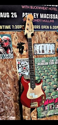 Squier by Fender DeluxeJazzBass Active V | eBay