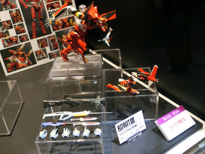 ヱヴァンゲリヲン新劇場版：破」の弐号機をバンダイが完全劇中再現、初