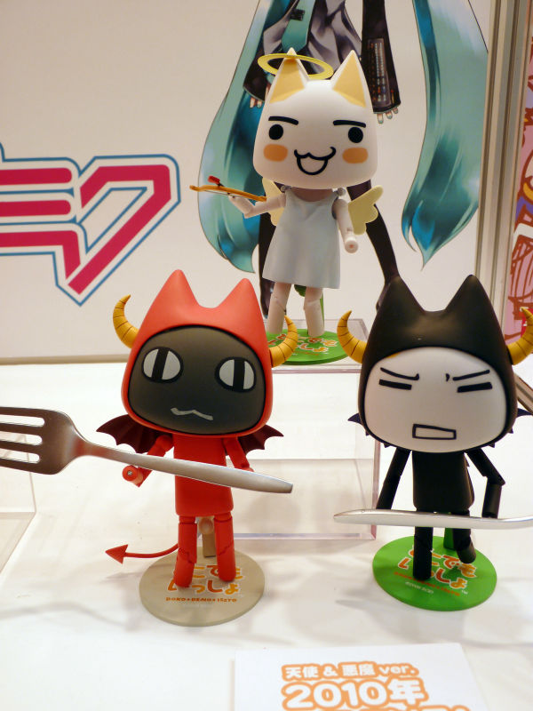 初音ミクのコスプレをしたトロなど、バリエーション豊富な