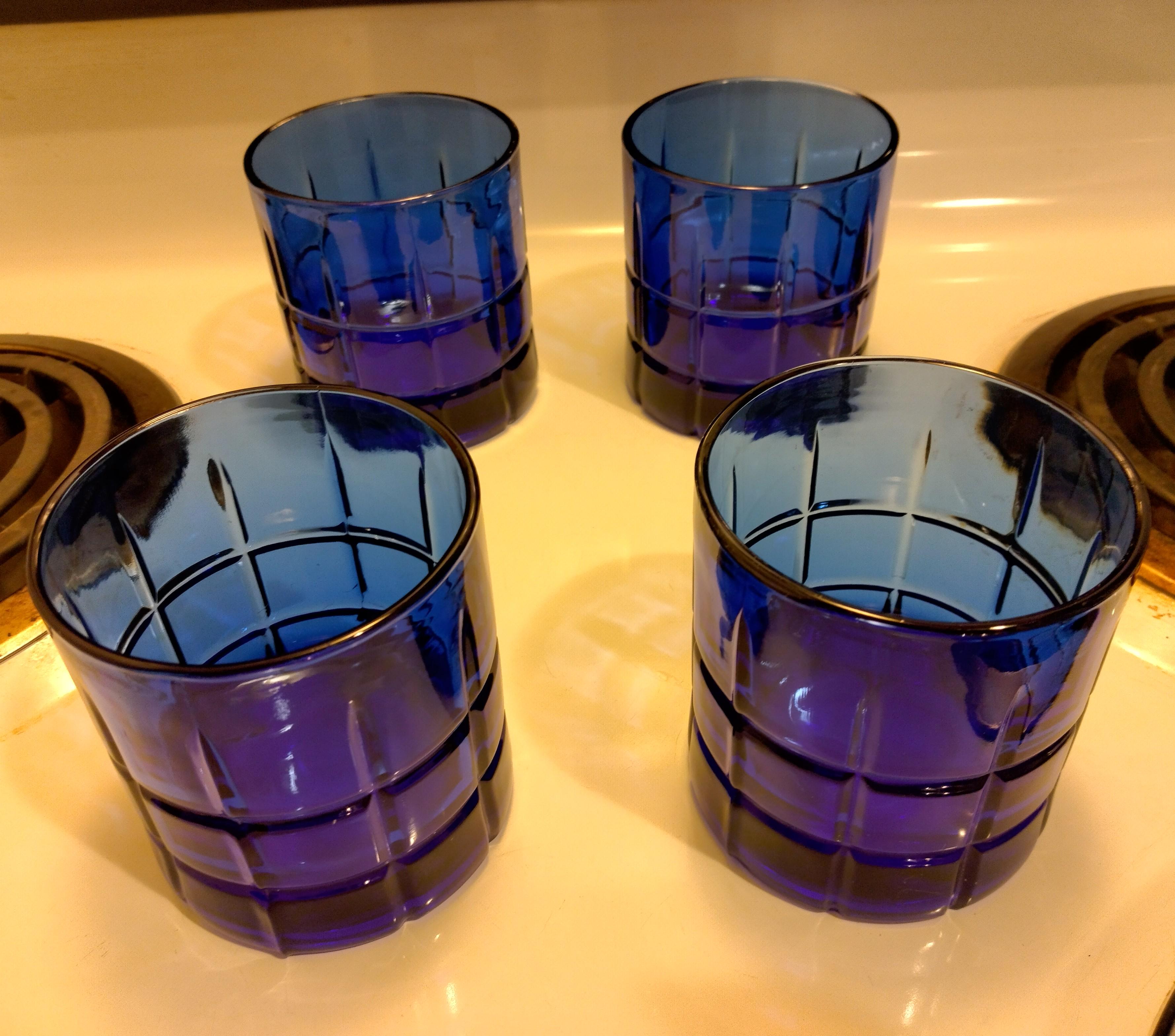 I found another set of Anchor Hocking cobalt blue glasses : r/vintage