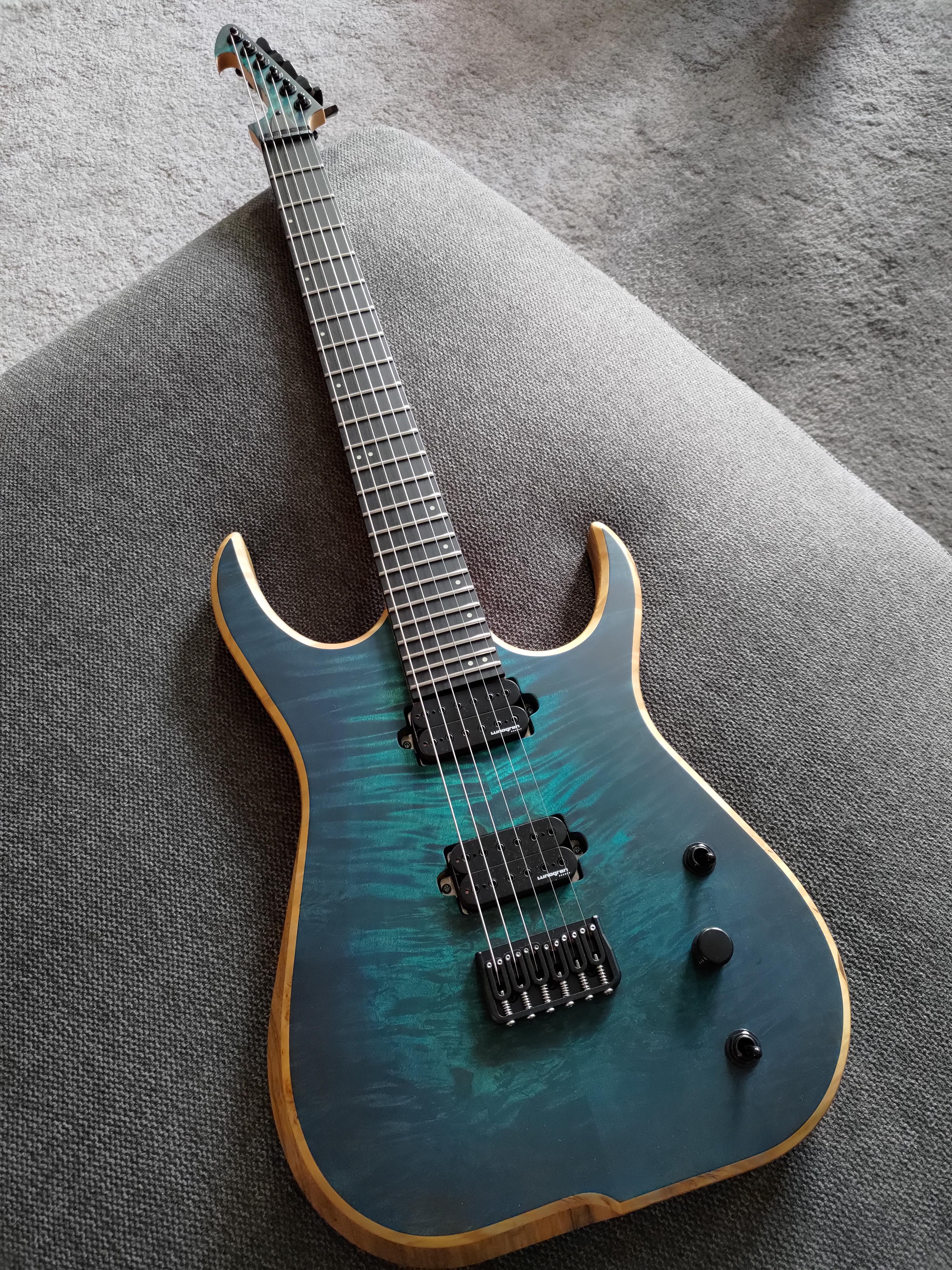 My new Skervesen Raptor : r/guitarporn