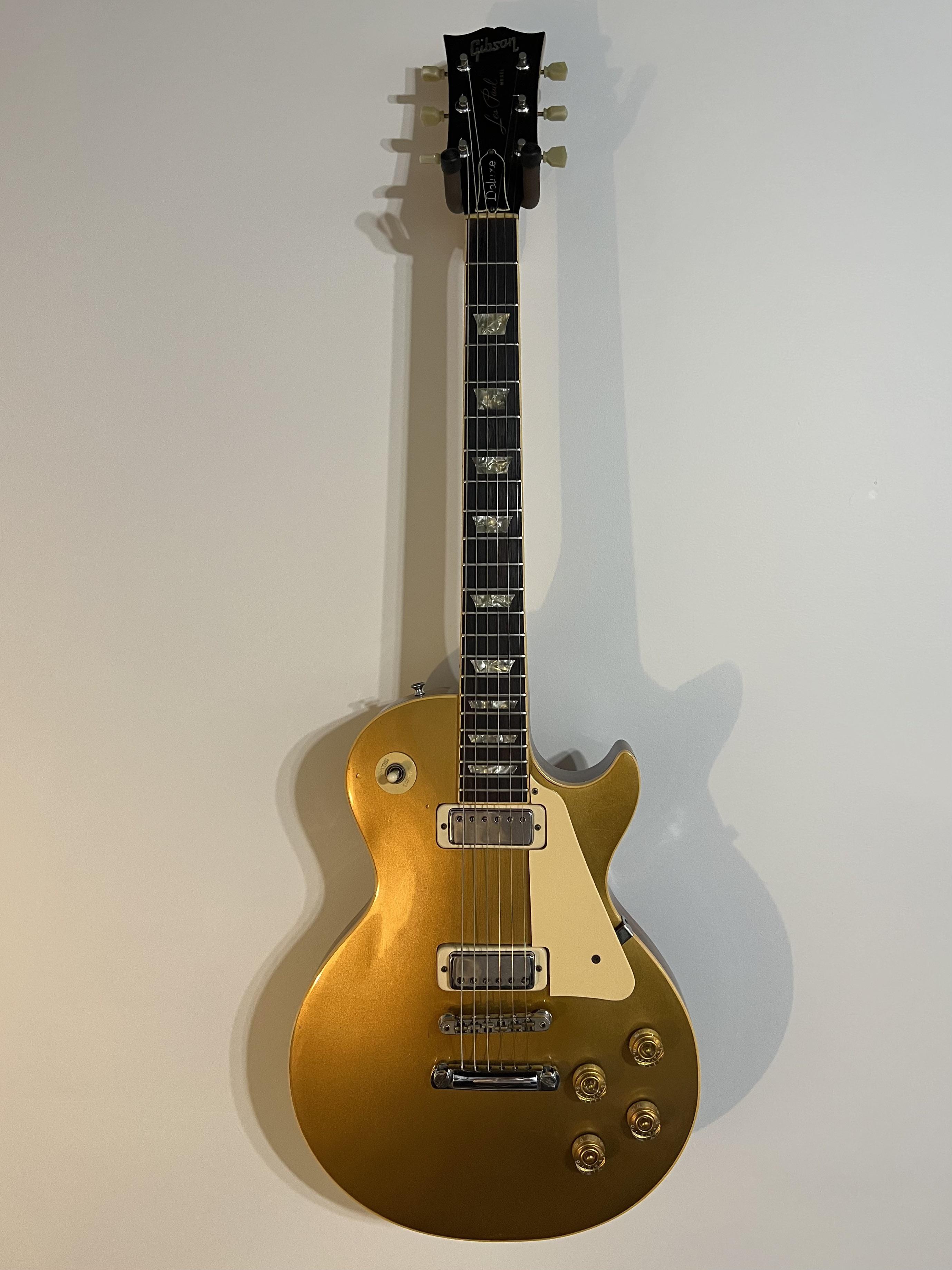 I just bought a 1975 Gibson Les Paul Deluxe and I love it!!! : r