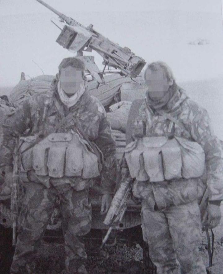 湾岸戦争中のイギリスSASのパトロール隊員 (720x886) : r/MilitaryPorn