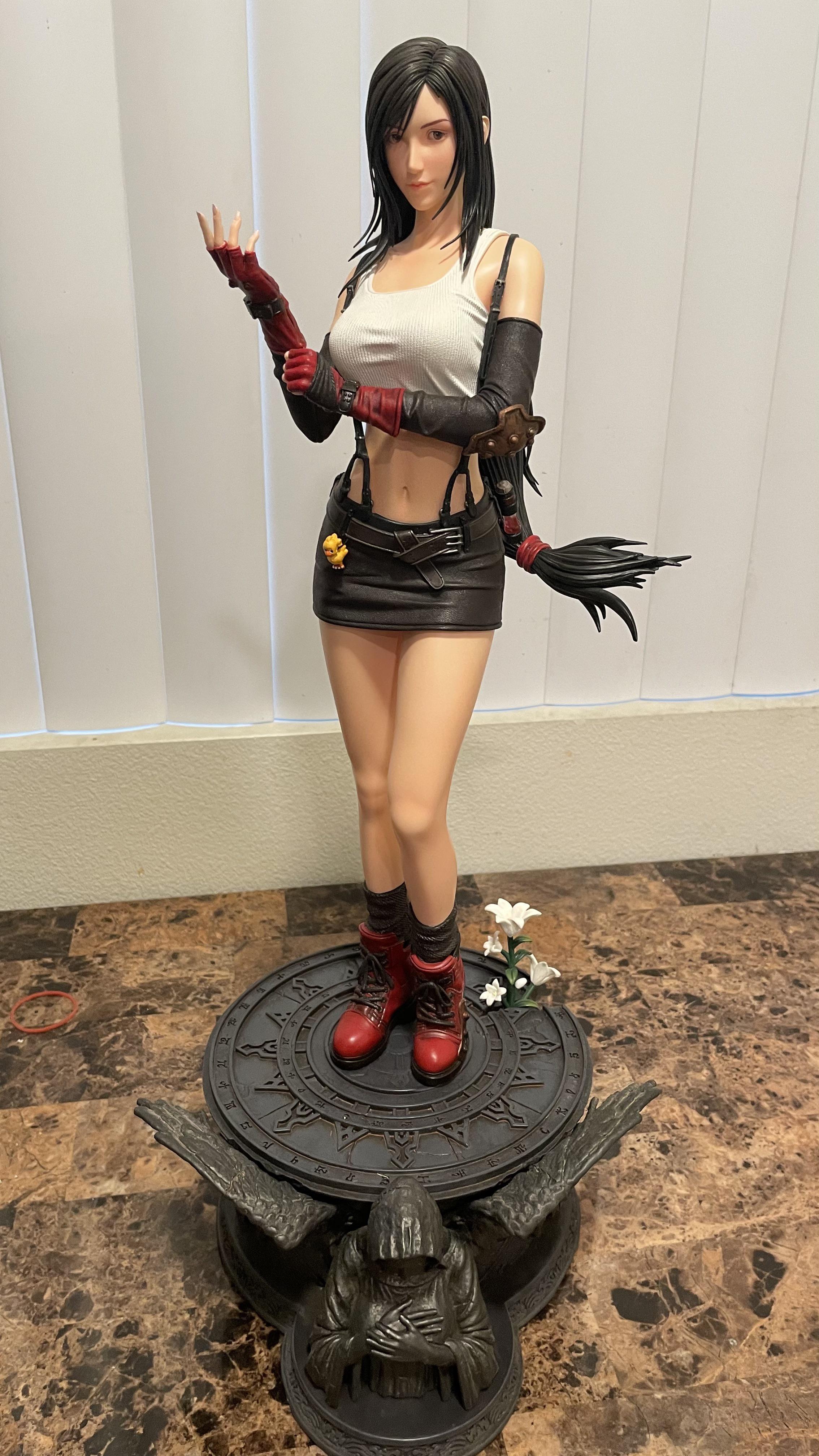 My Mayflies Studio Tifa statue came in. : r/FFVIIRemake