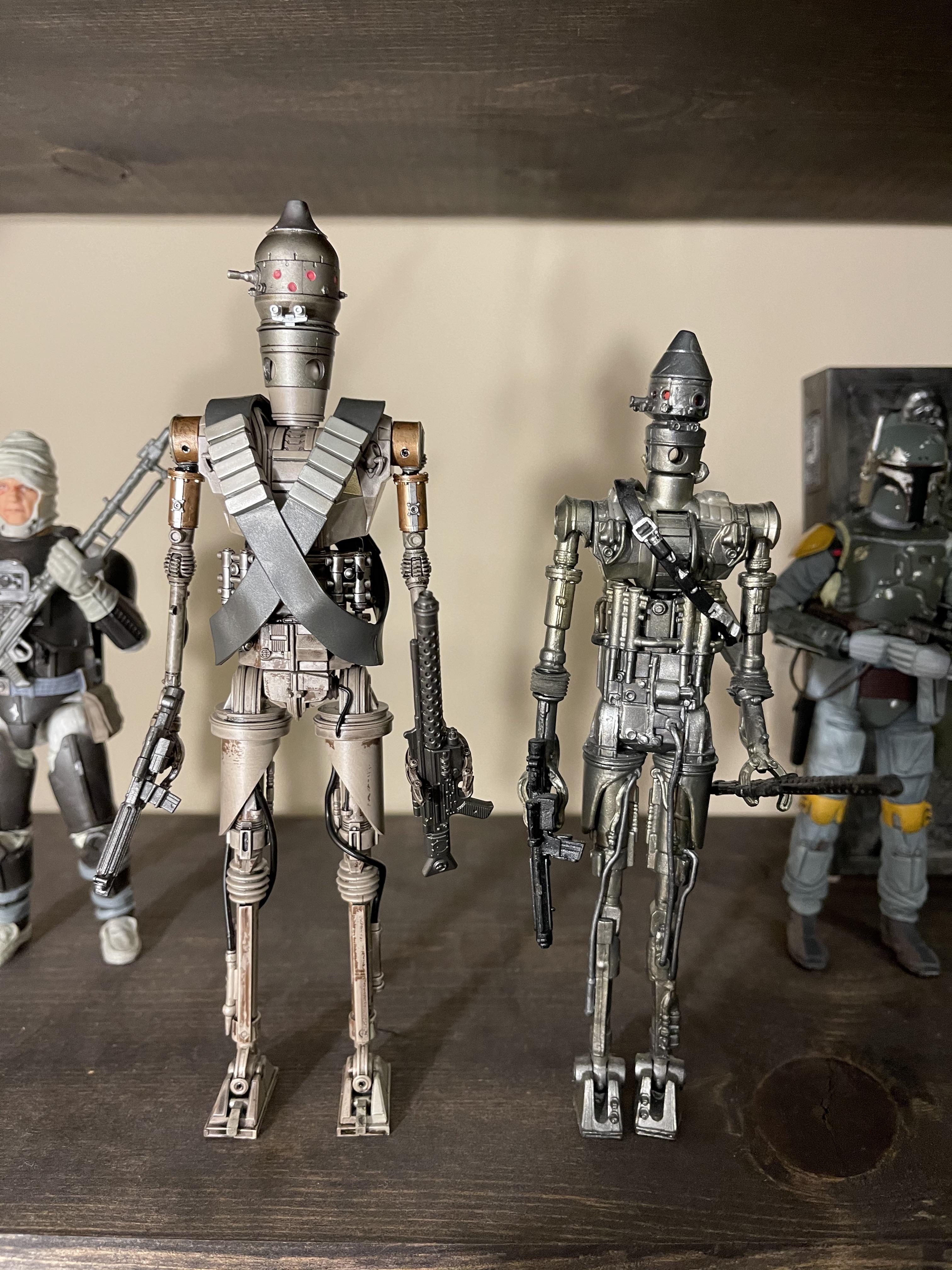 just got the S.H Figuarts IG-11 and i am in love! the sculpt is so