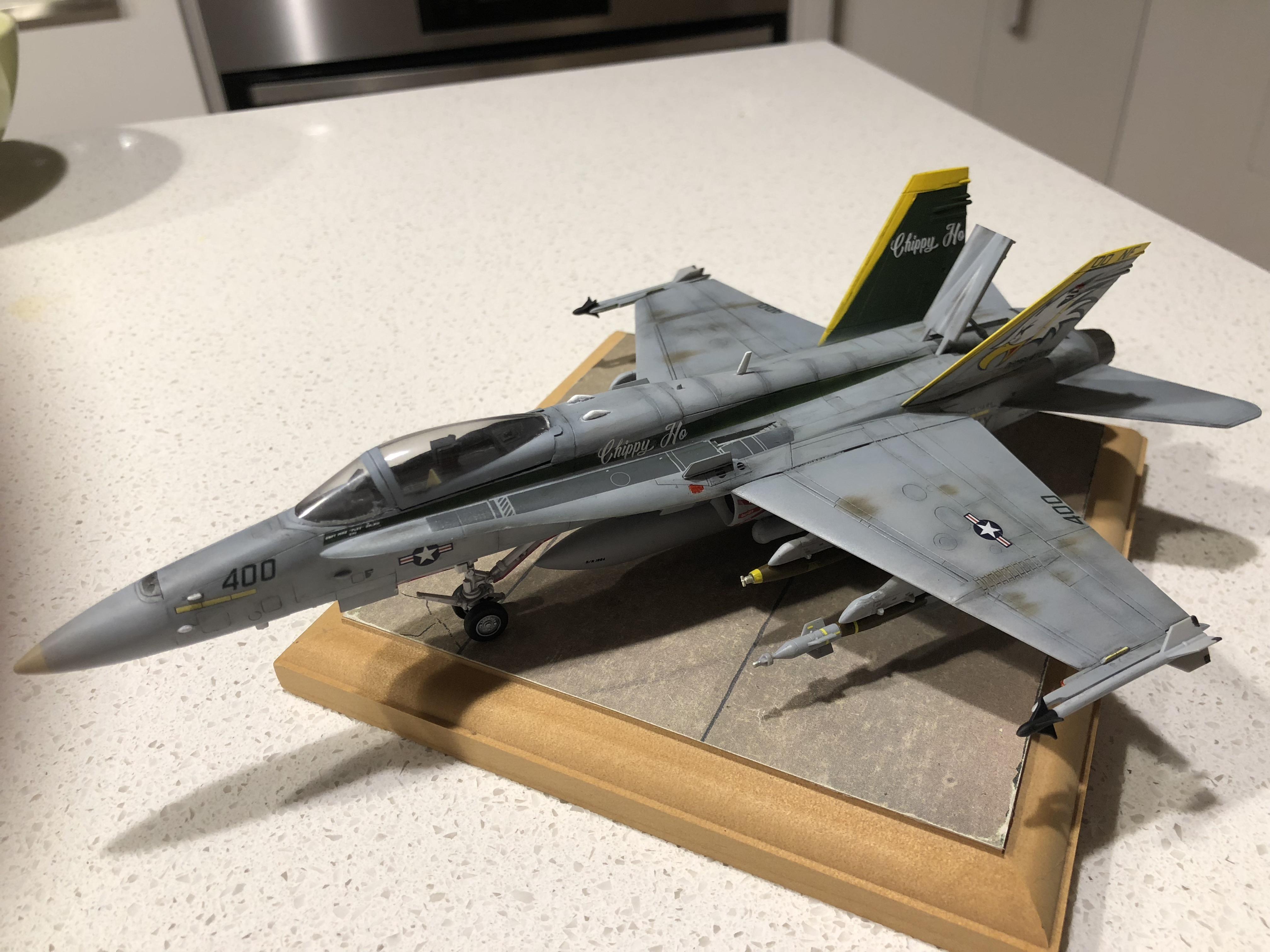 ハセガワ 1/72 F-18C VFA-195 