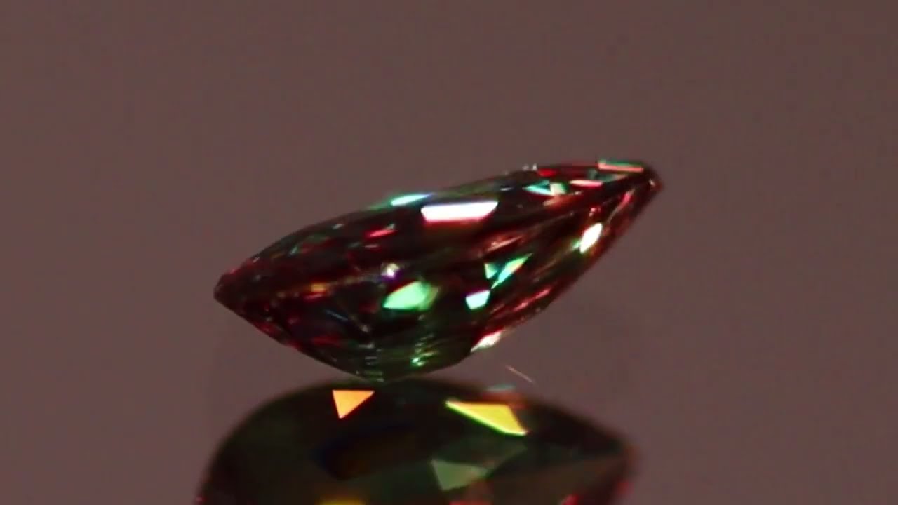 天然アレキサンドライト 0.05ct 【カラーチェンジ】 ブラジル