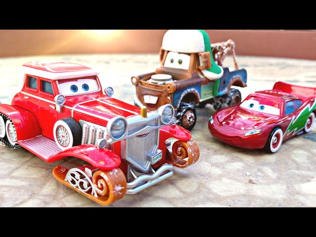 Mattel Mater Save Christmas 3-Pack Santa Car Winter Mater