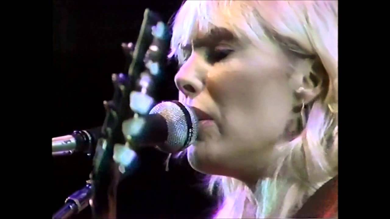 Joni Mitchell- Amelia live 1983 - YouTube
