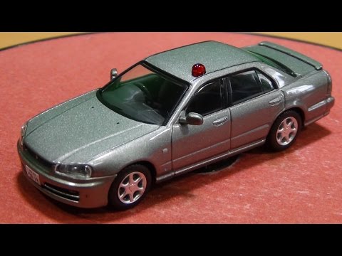 トミカリミテッドヴィンテージ ネオ あぶない刑事04 スカイライン (R34