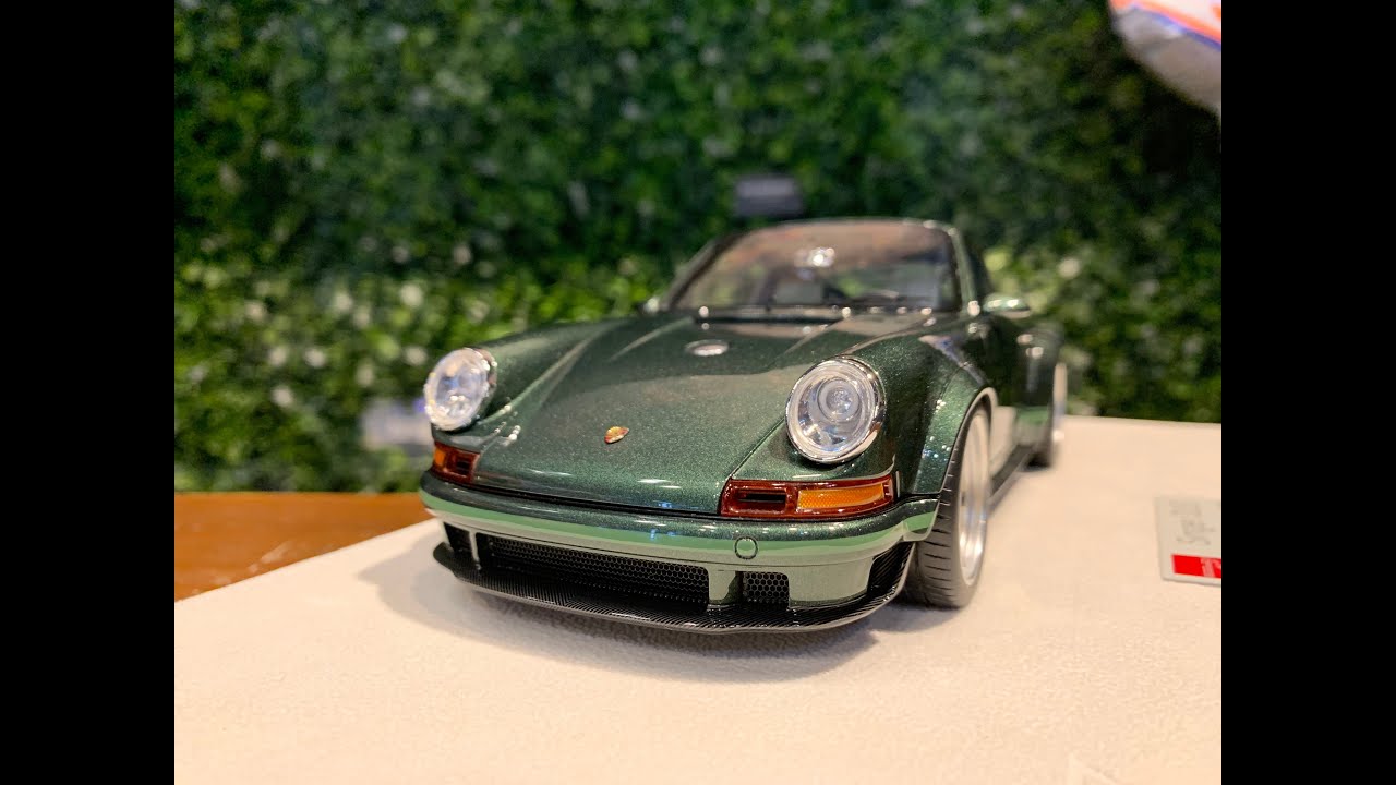 1/18 MakeUp Singer DLS Porsche 2021 Oak Green EML018C - YouTube