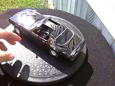 1:18 Scale 1977 Pontiac Trans-am (Black Chrome) by 