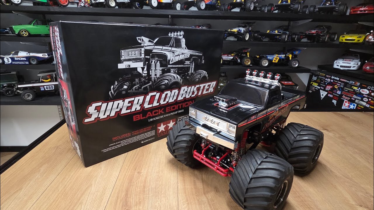 Tamiya super clodbuster black edition run through - YouTube