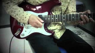 エレキギター「LaidBack RST-300F」：フロイドローズ搭載モデル - YouTube