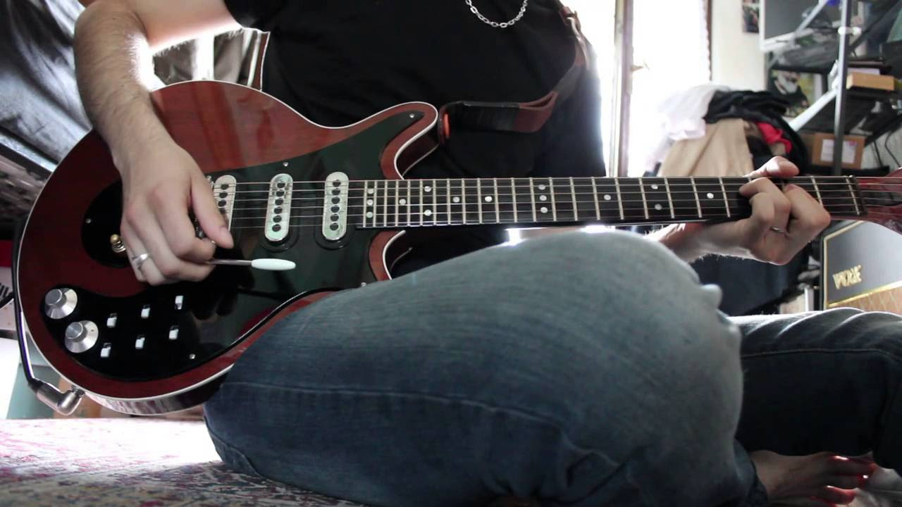 Test of the Pete Cornish TB-83 Treble Booster - YouTube