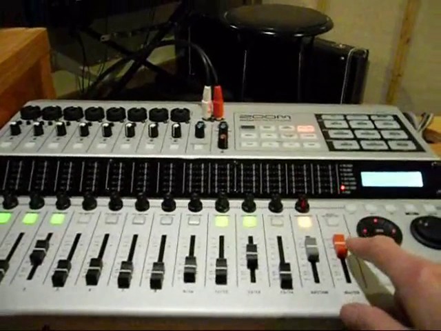 Zoom HD 16 Recorder - YouTube