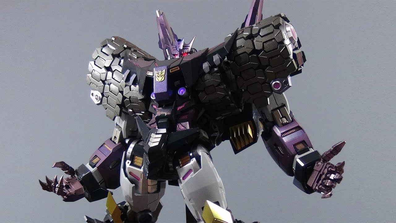 FLAME TOYS 鉄機巧( KURO-KARAKURI ) TRANSFORMERS D.J.D. 