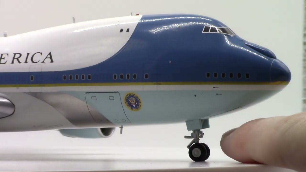 Gemini Jets Boeing 747-200B (VC-25) - 1:200 Scale Die Cast Model