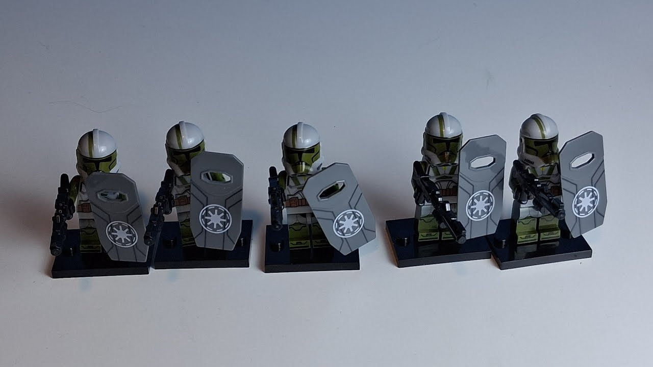 LEGO Star Wars 20th Anniversary Clone Scout Walker REVIEW! Set