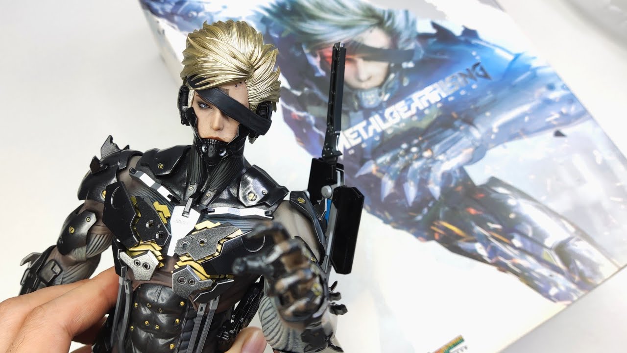 Unboxing & Review] Hot Toys Metal Gear Rising Revengeance RAIDEN 9