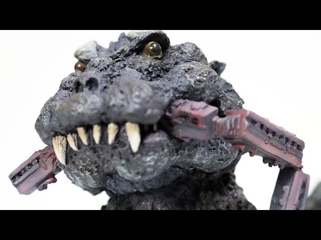 Godzilla biting a train in 1954 was so crazy [Deforeal] Godzilla
