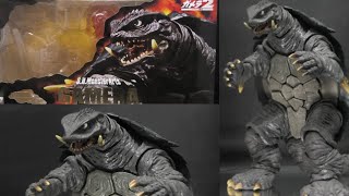 ガメラ2レギオン襲来】S.H.MonsterArts ガメラ(1996) - YouTube