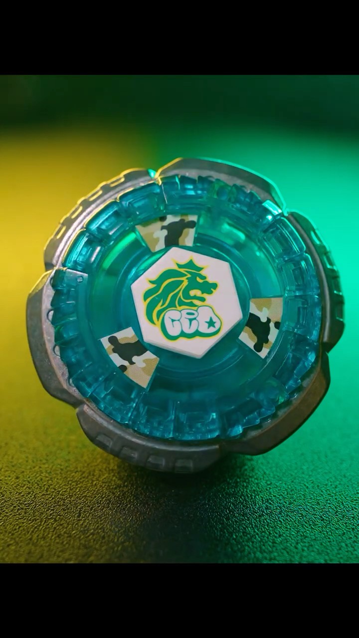 復刻】ロックレオーネがベイブレードXで登場！性能も見た目もメタル