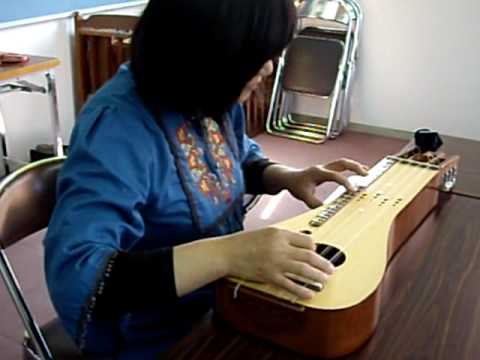 琉球かれん - YouTube