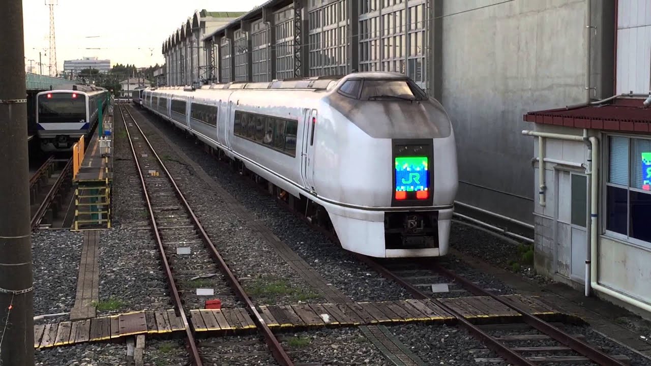 651系 ヘッドマークがフルカラーLED化！ - YouTube