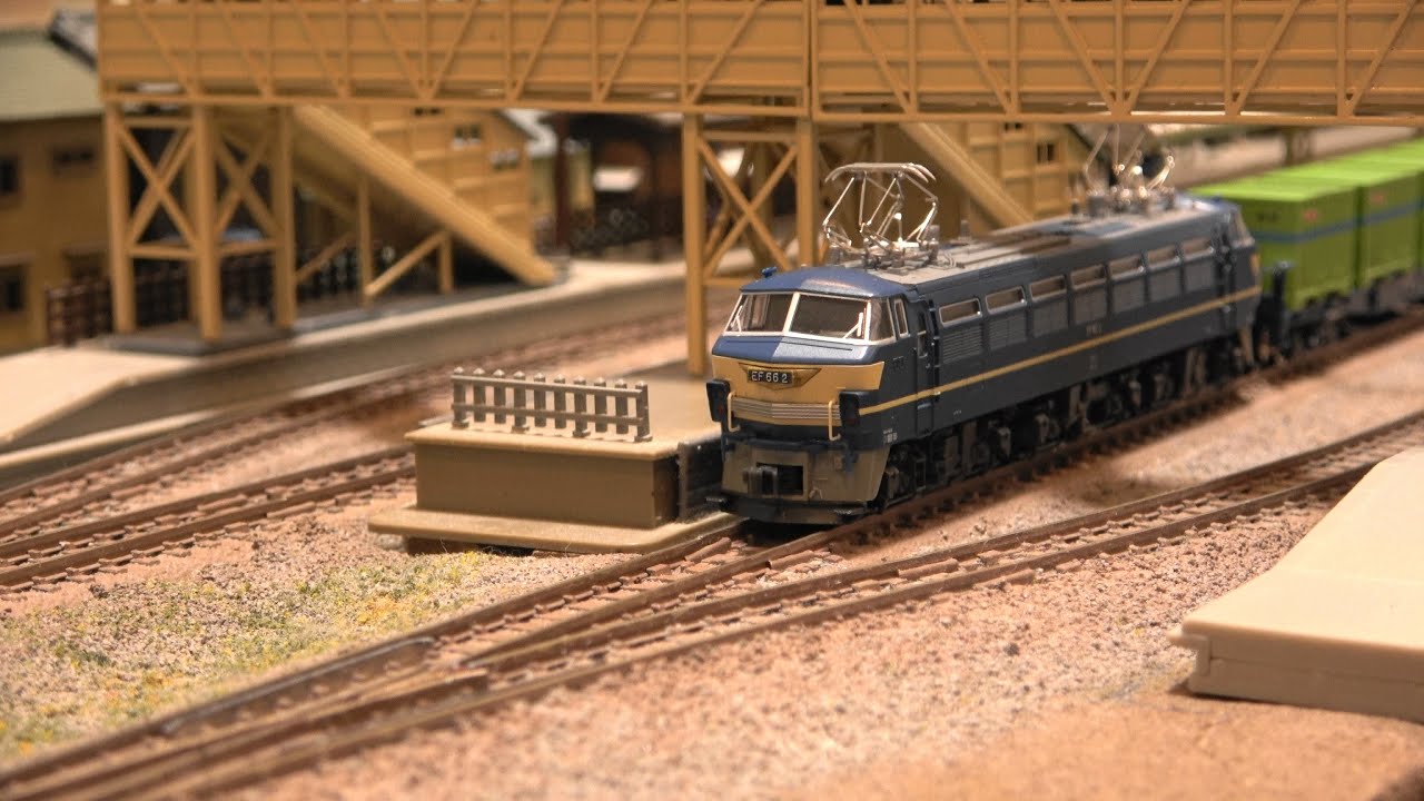 KATO EF66 コキ10000系コンテナ列車 - YouTube