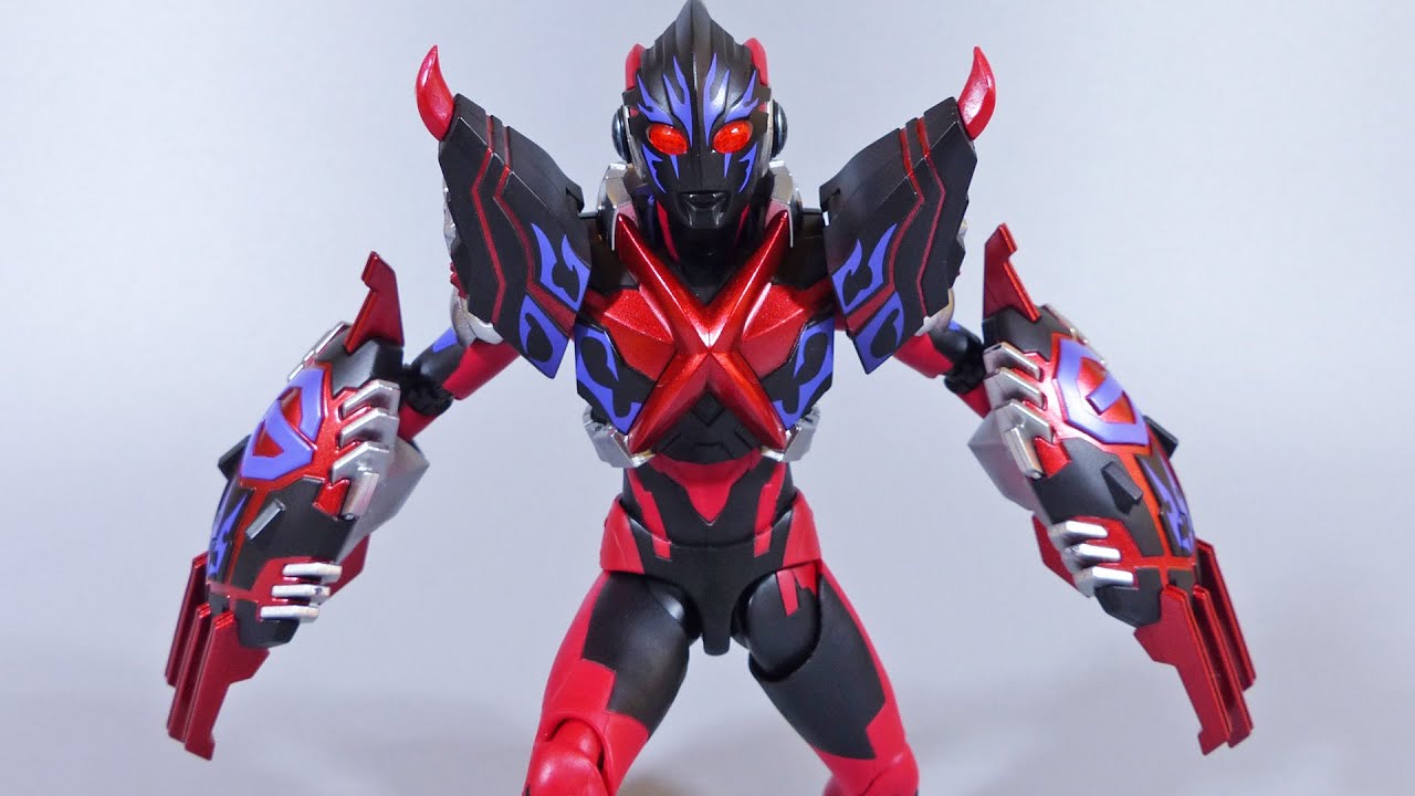 フィギュアーツのウルトラマンエックスダークネス&ダークネスゴモラ