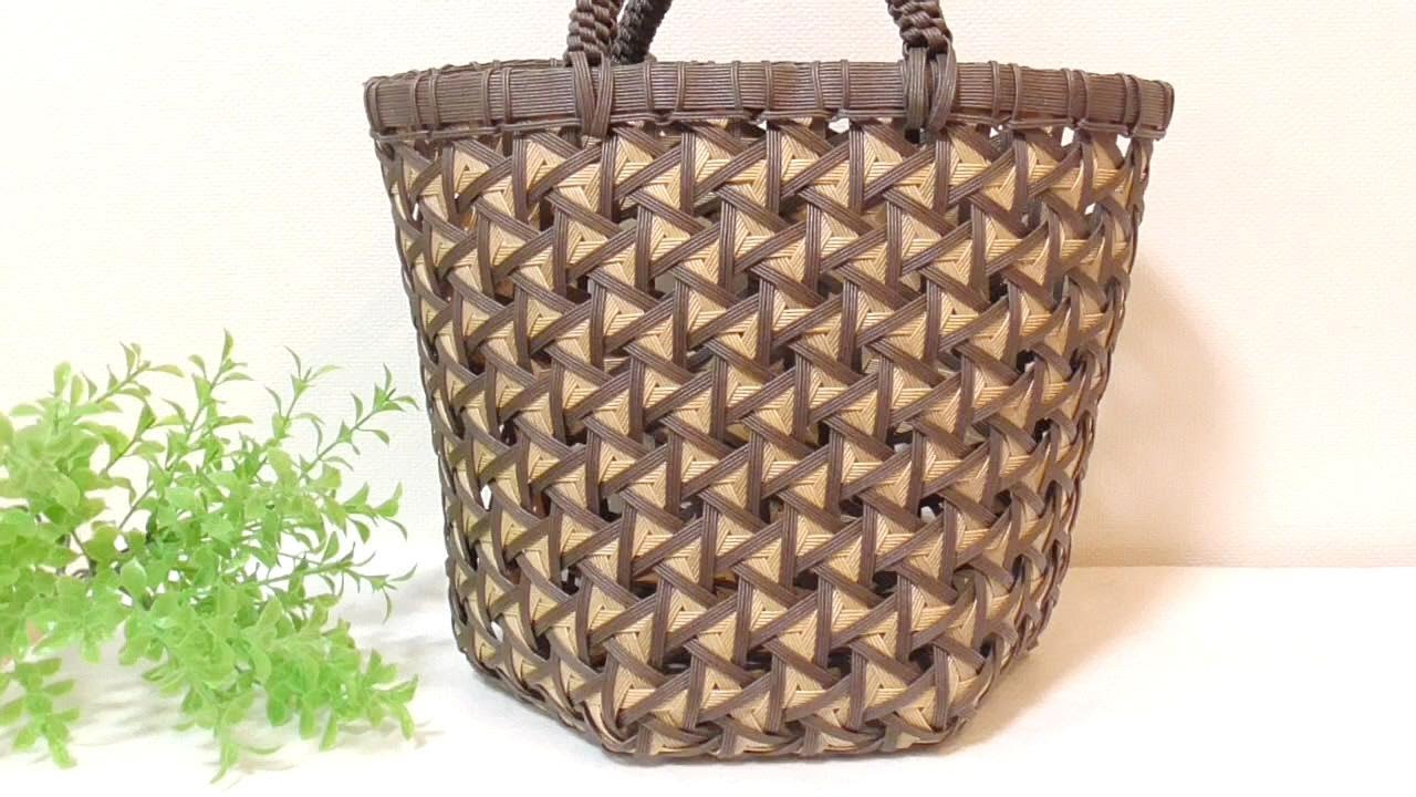クラフトバンドで作る 鱗崩し華編みのバッグ - YouTube