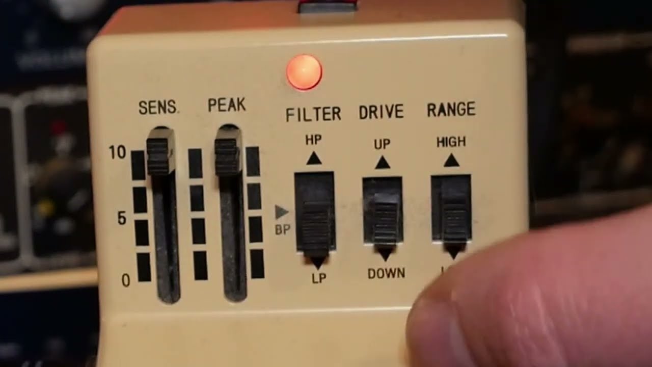 Maxon Auto Filter AF201 - Review 【魔法の箱研究所】 - YouTube