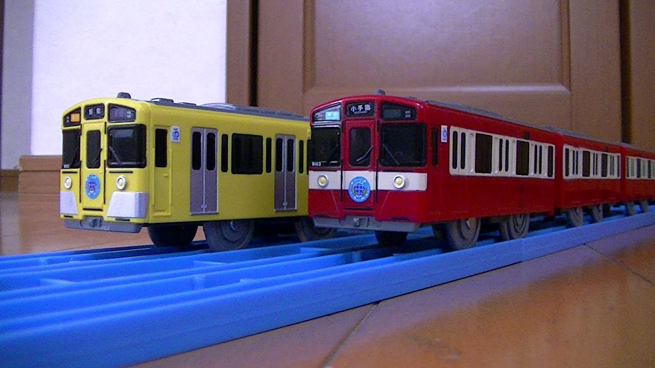 プラレール西武9000系RED LUCKY TRAIN開封走行動画 - YouTube