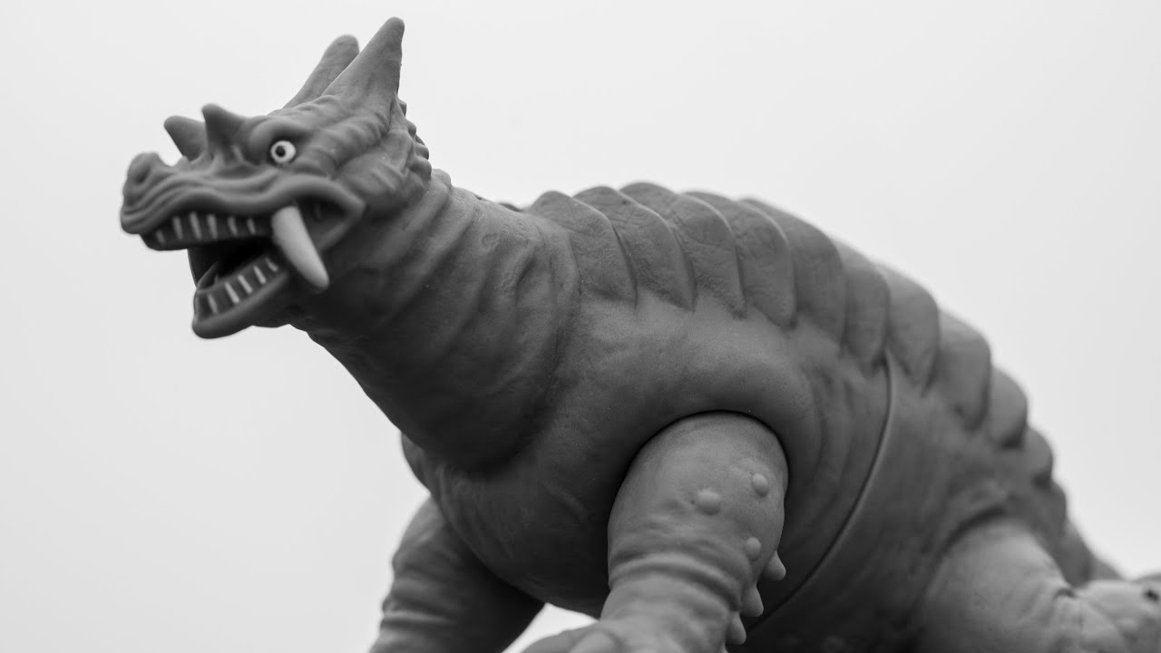 ウルトラQ 地底怪獣パゴス ソフビ 現る！現る！！！！ ウルトラマン