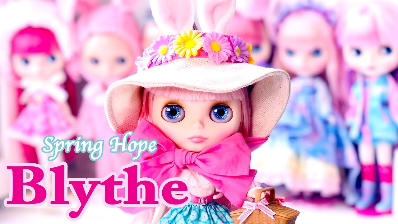 Blythe] A big hit at events?! I hope they'll restock it! 