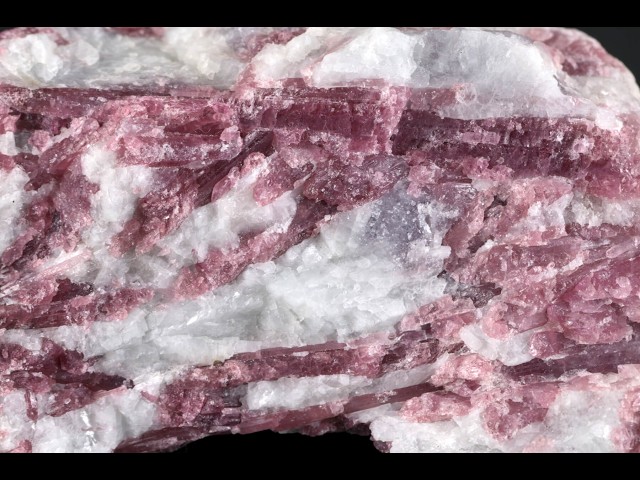 ピンクトルマリン 原石 母岩付き 180g / Pink Tourmaline - YouTube