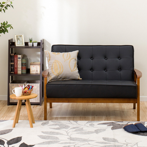 3万円以下で買える ニトリのNシールドの天然木肘ソファ ルッキ | 椅子ラボ