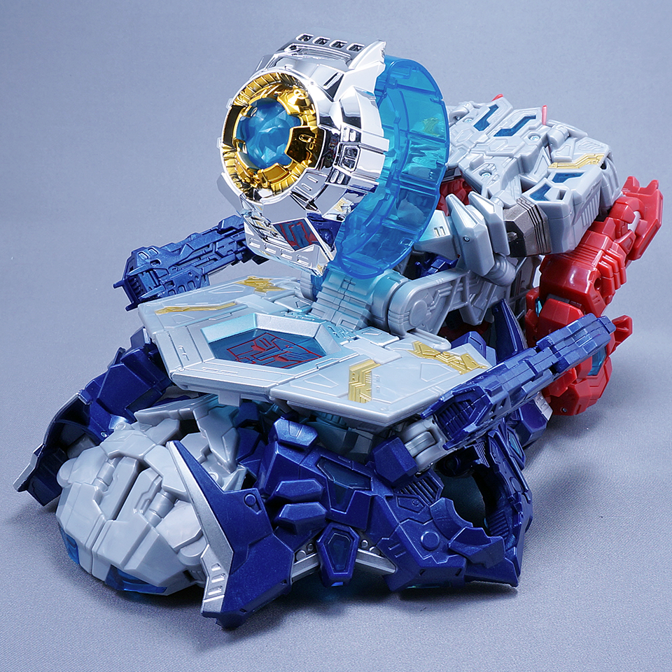レビュー：G-SHOCK × TRANSFORMERS マスターオプティマスプライム