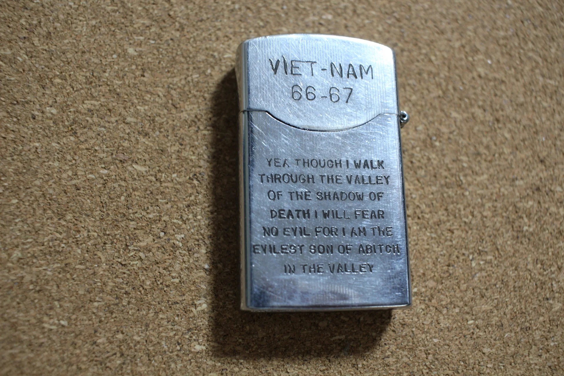 ベトナムライター