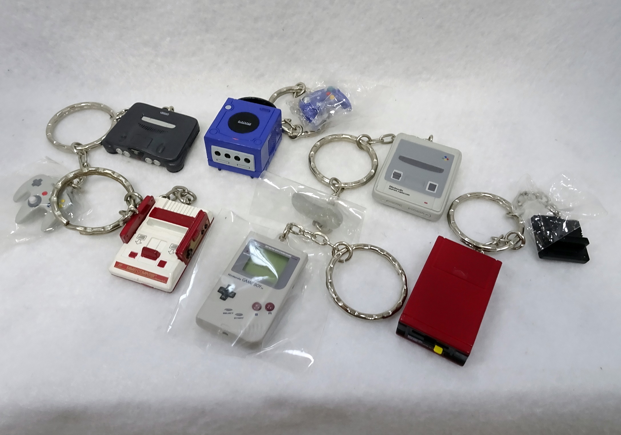 プライズアイテム Nintendo 歴代ハードキーホルダー | ガンダム中心で