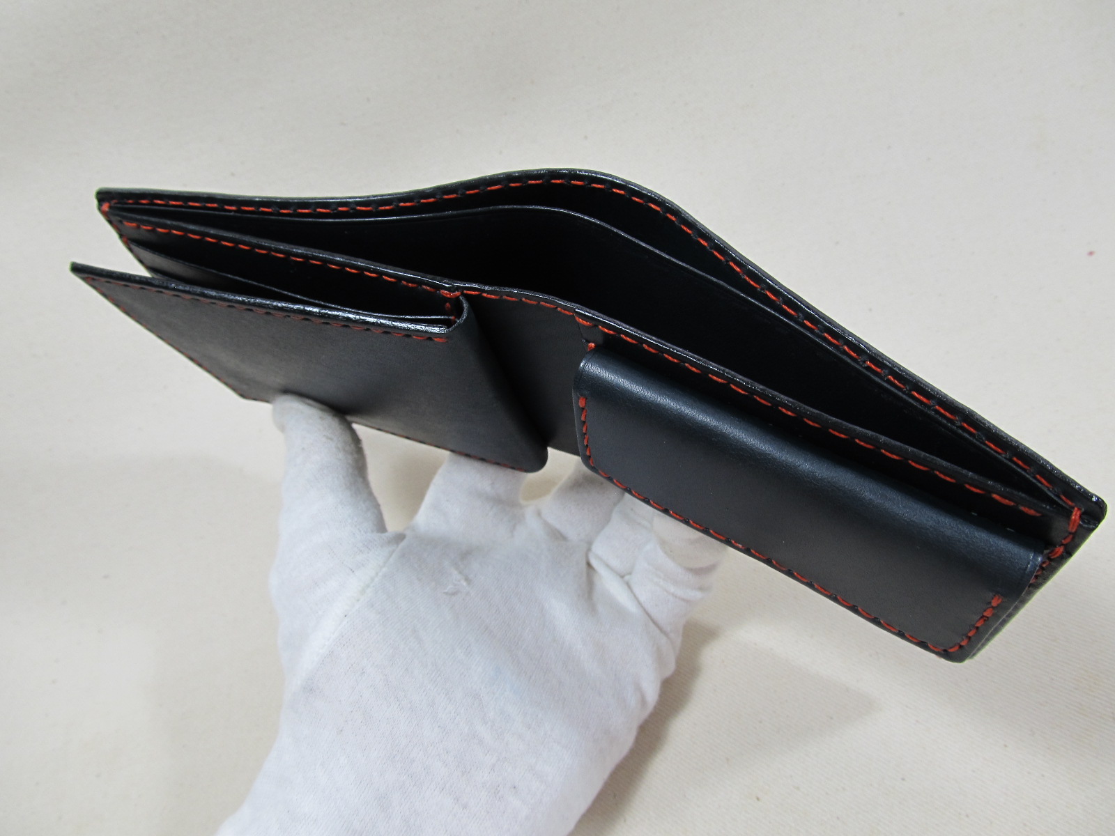 二つ折り財布オーダーメイド | 革製品情報 | 革工房ノーツオーダー