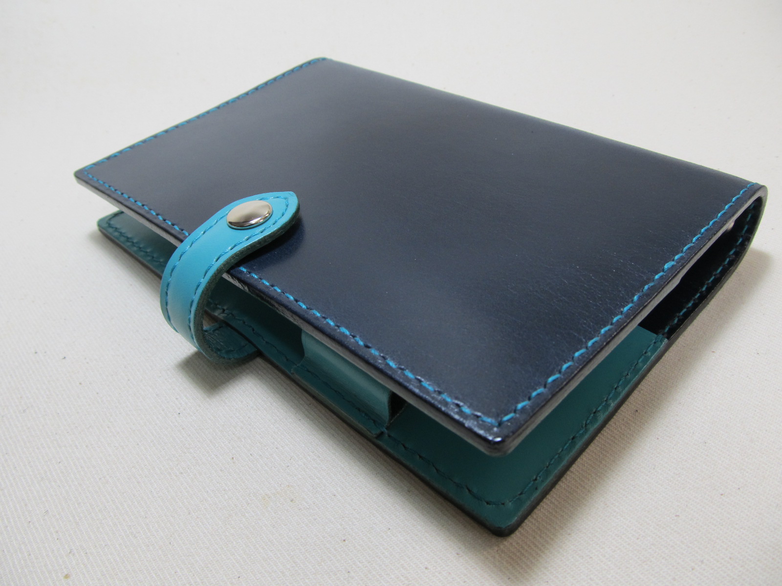 システム手帳バイブルネイビーxターコイズ220809 | 革工房ノーツ