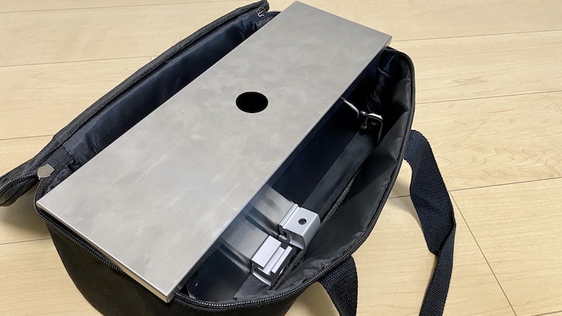 IGT規格のハーフユニット天板・ステンボックスをまとめて収納