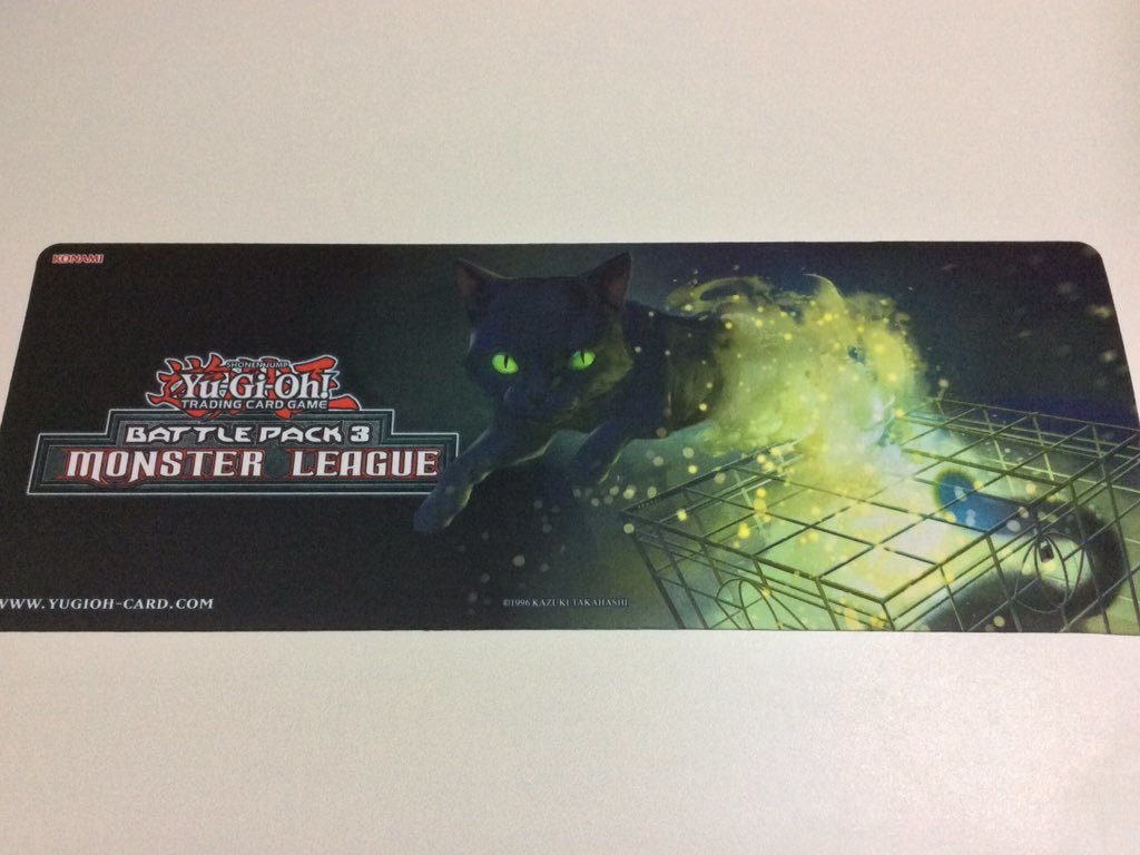 遊戯王 海外版 公式 プレイマット 量子猫 ハーフマット Battle Pack 3