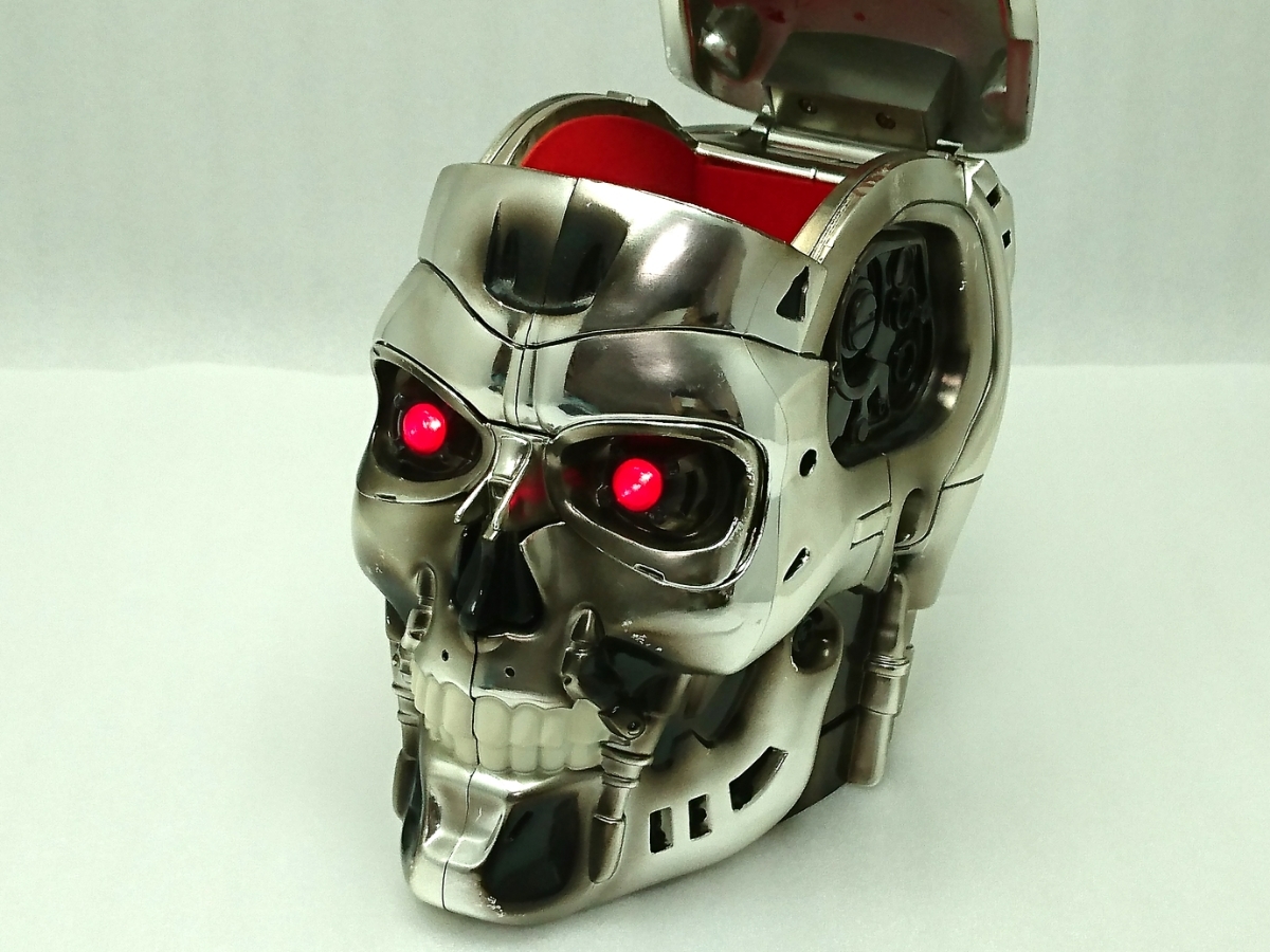 TSUTAYA当選非売品ターミネーター超金庫