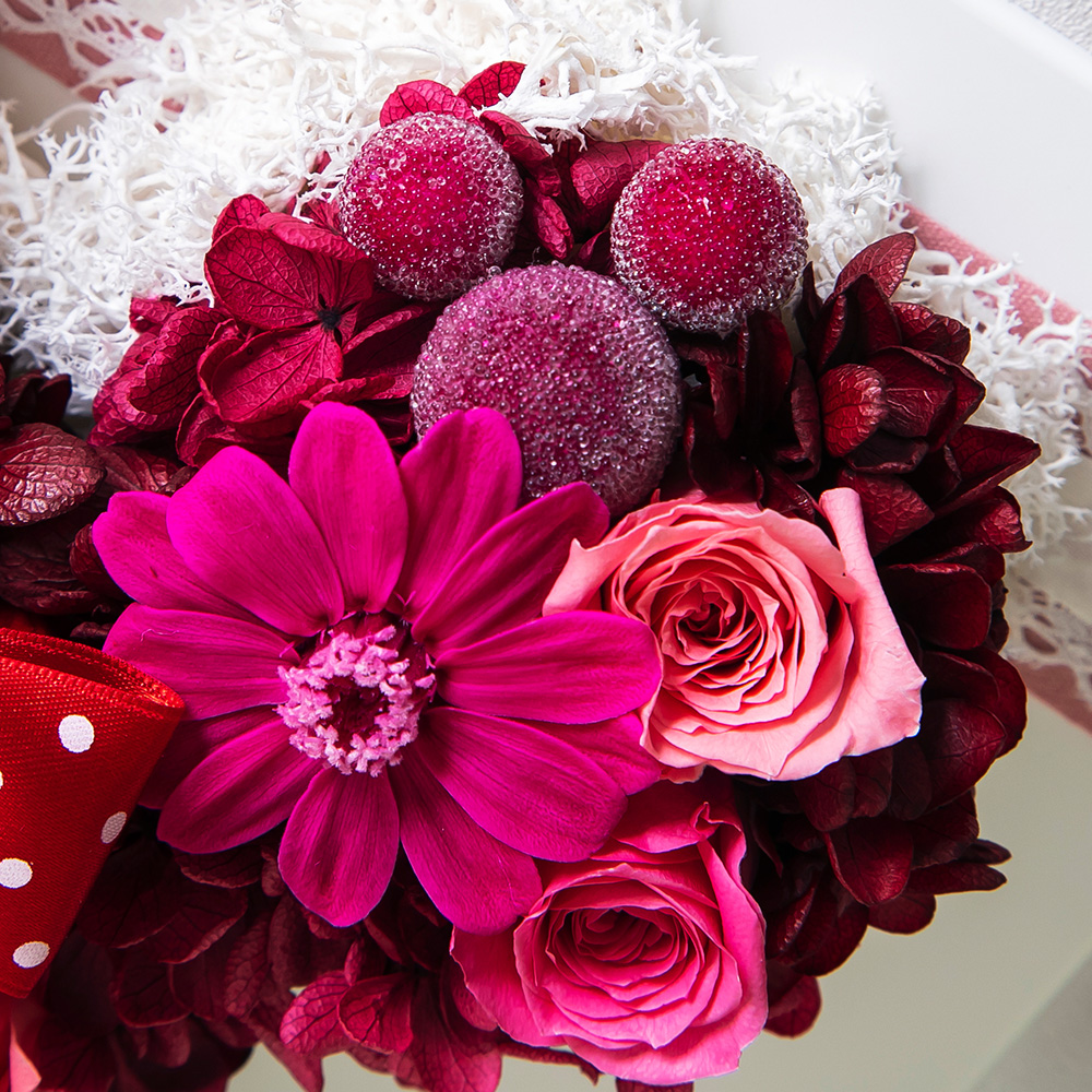 イイハナ】EXディズニー プリザーブドフラワー「ローズ セレナーデ