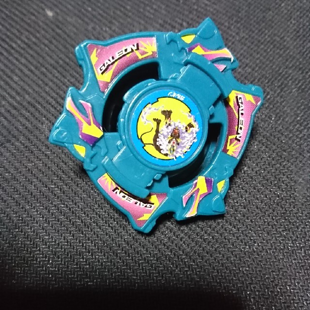 ベイブレード ガルオン2 ジャングルグリーンの通販 by swz's shop｜ラクマ